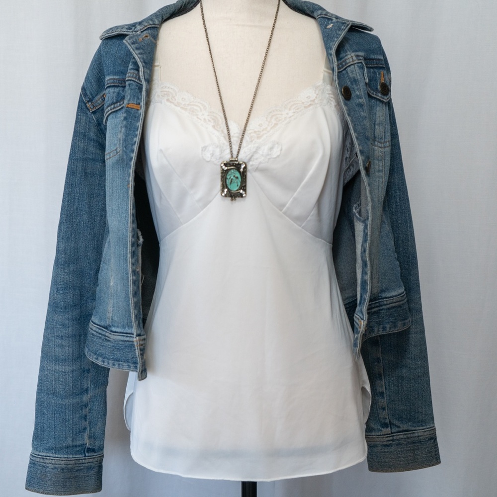 Vintage Shadow Line | white camisole